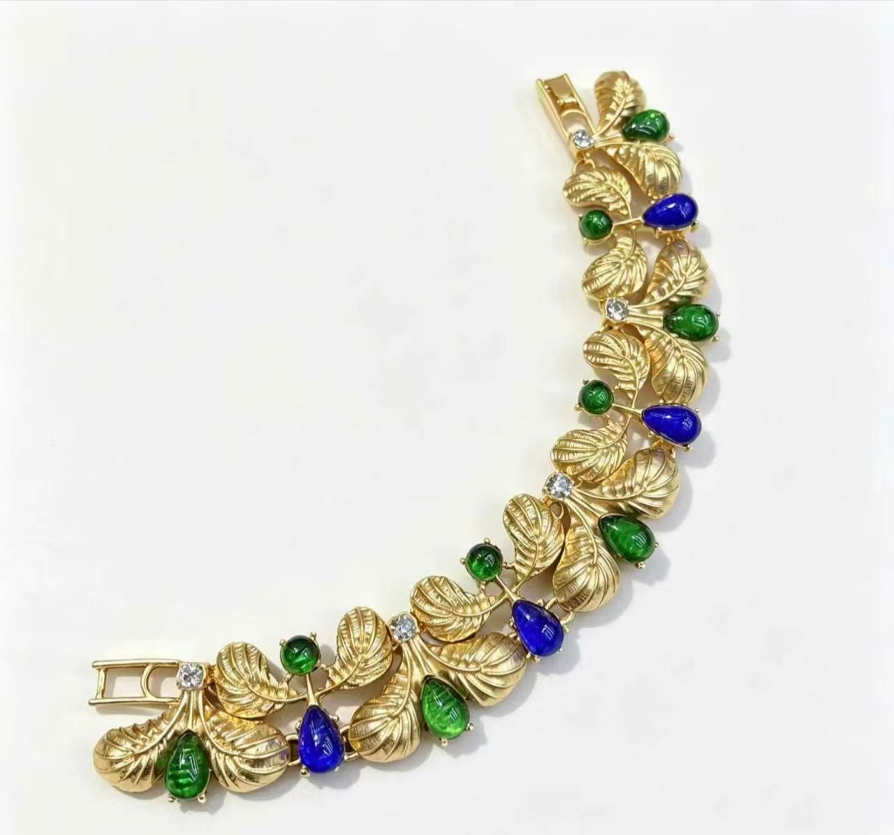 Vintage Sculpted Textured Gold Leaf Branch Statement Bracelet For Women, Emerald Green Teardrop & Round Cabochon Royal Blue Pear Crystal Rhinestone Botanical Link Luxury Formal Wedding Party Jewelry Gift